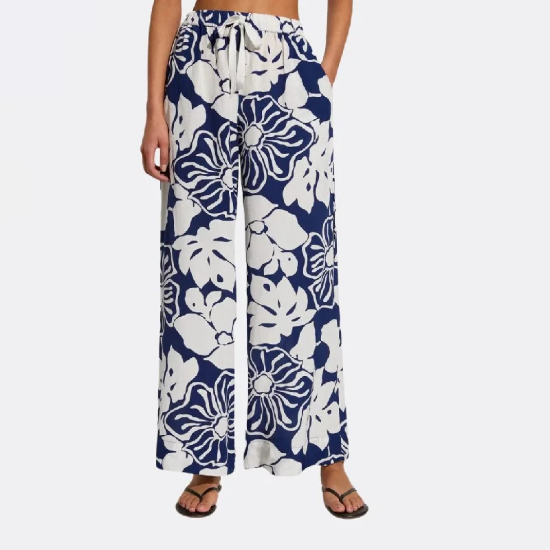 Kartika Pant (Floral + Navy)