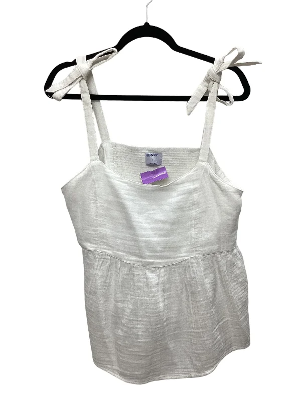 White Top Sleeveless Old Navy, Size L